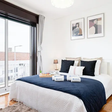 Apartmán Host Wise - Spacious Sunny House With Terrace & Bbq *