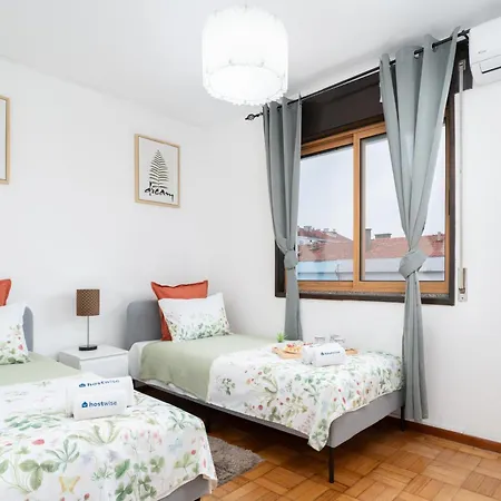 Host Wise - Spacious Sunny House With Terrace & Bbq * Vila Nova de Gaia