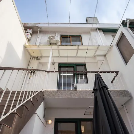 Host Wise - Spacious Sunny House With Terrace & Bbq Apartment *